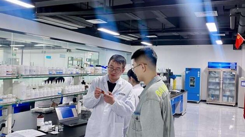 基因测序定制化检测：成都机构如何引领精准医疗**